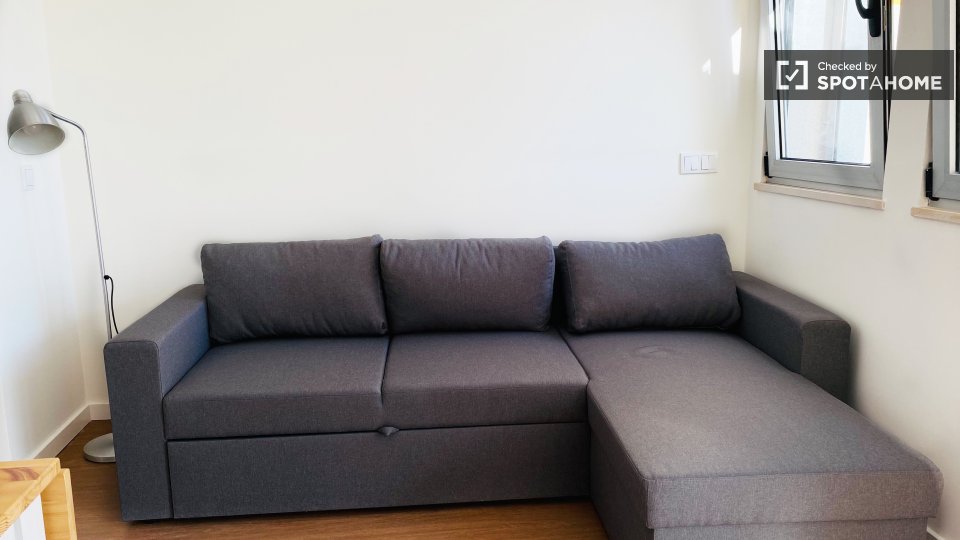 Apartment mono Lisbon — photo 13