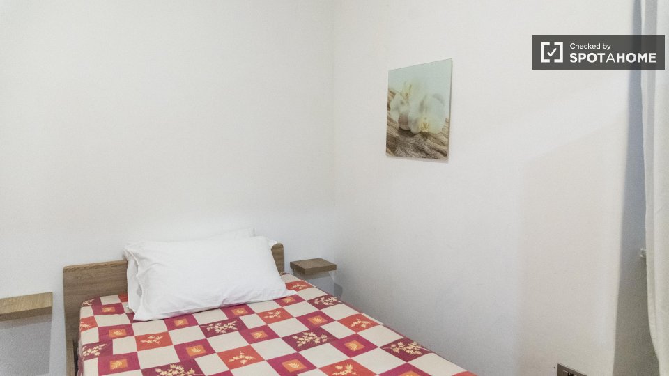 Apartment Rome, 1 bed — photo 11