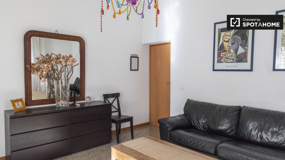 Double room Rome, 2 beds, 120m² — photo 1