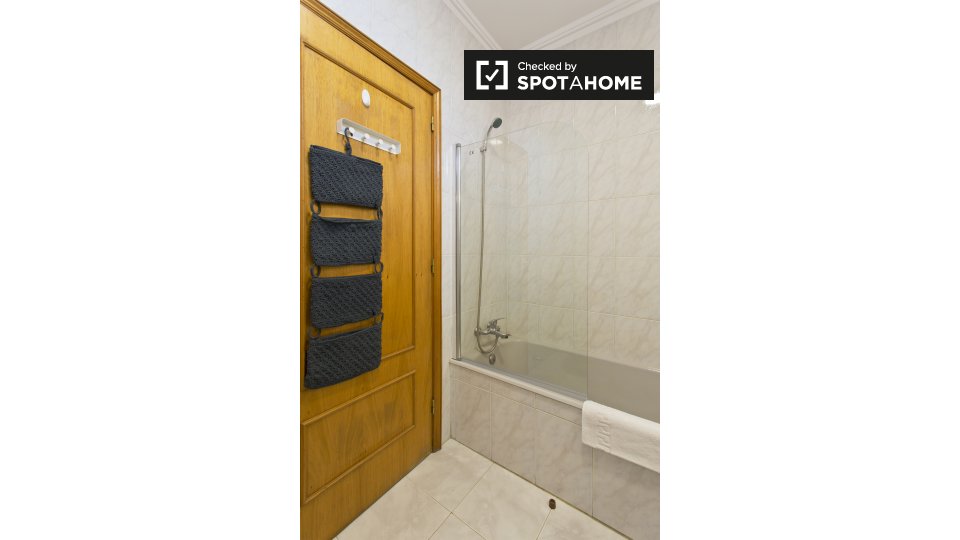 Apartment Porto, 2 beds, 100m² — photo 15