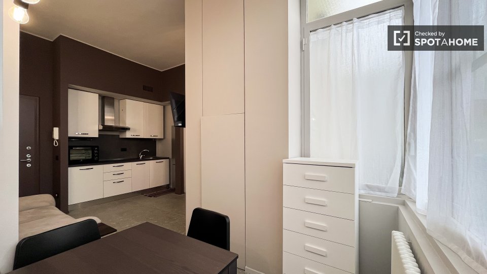 Apartment Milan, 1 bed — photo 9