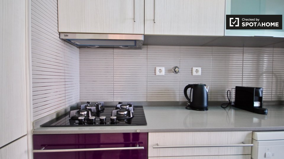 Apartment Lisbon, 2 beds — photo 9