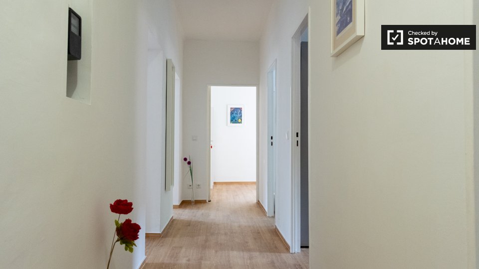 Double room Berlin, 7 beds, 100m² — photo 5