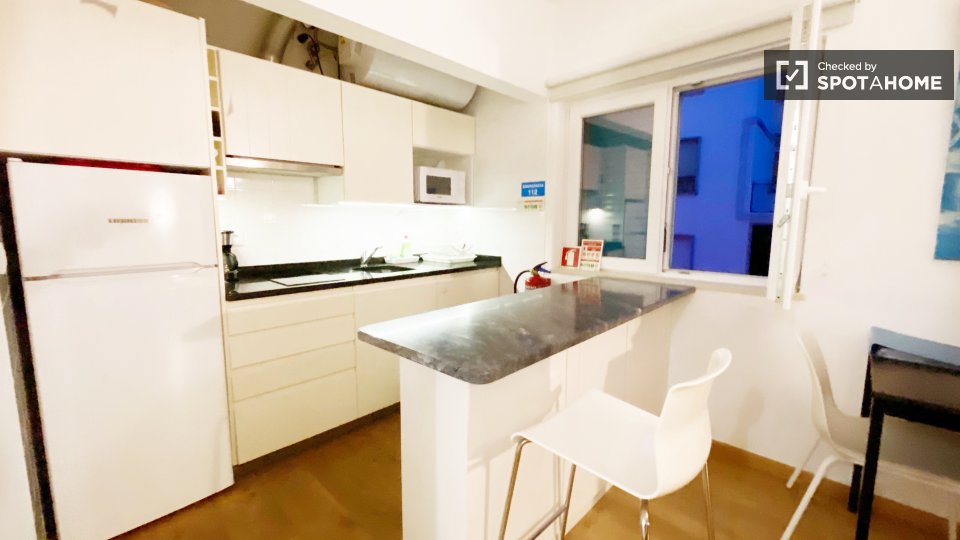 Apartment mono Lisbon, 23m² — photo 32