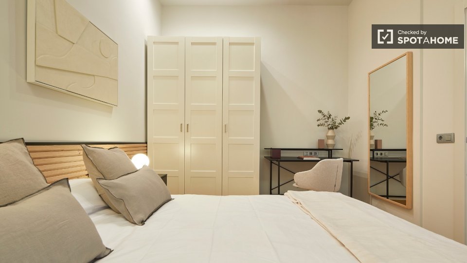 Apartment Barcelona, 2 beds — photo 12