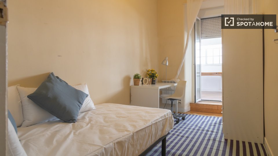 Double room Madrid, 9 beds — photo 2