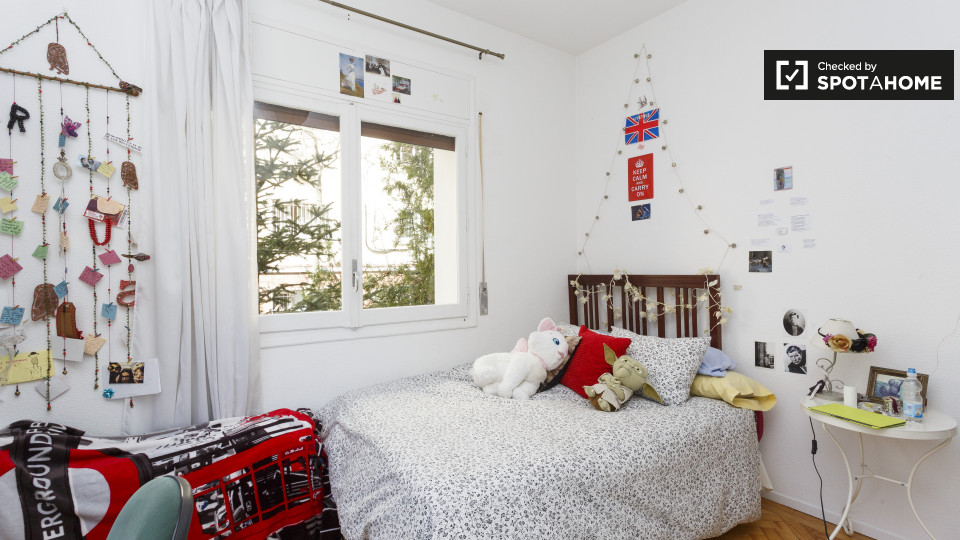 Double room Madrid, 4 beds, 180m² — photo 5