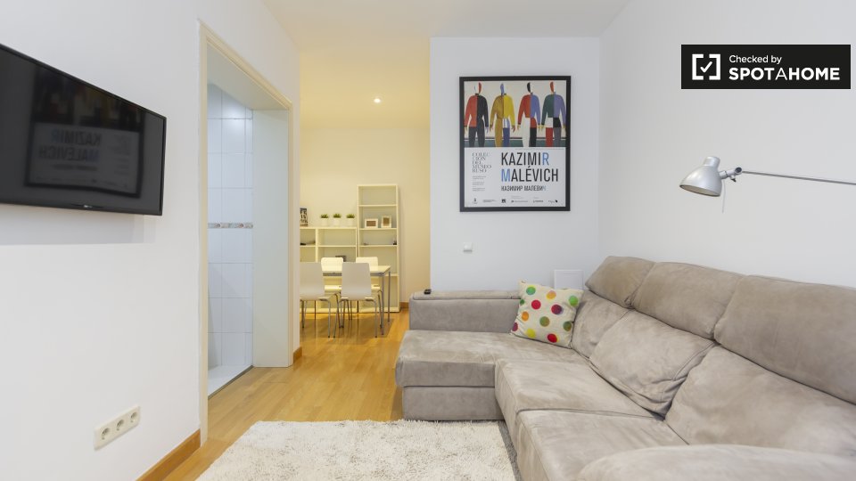 Apartment Madrid, 1 bed, 55m² — photo 1