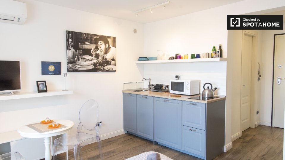 Apartment Rome, 1 bed — photo 12