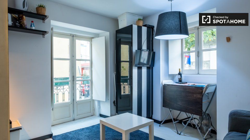Apartment Lisbon, 1 bed — photo 13