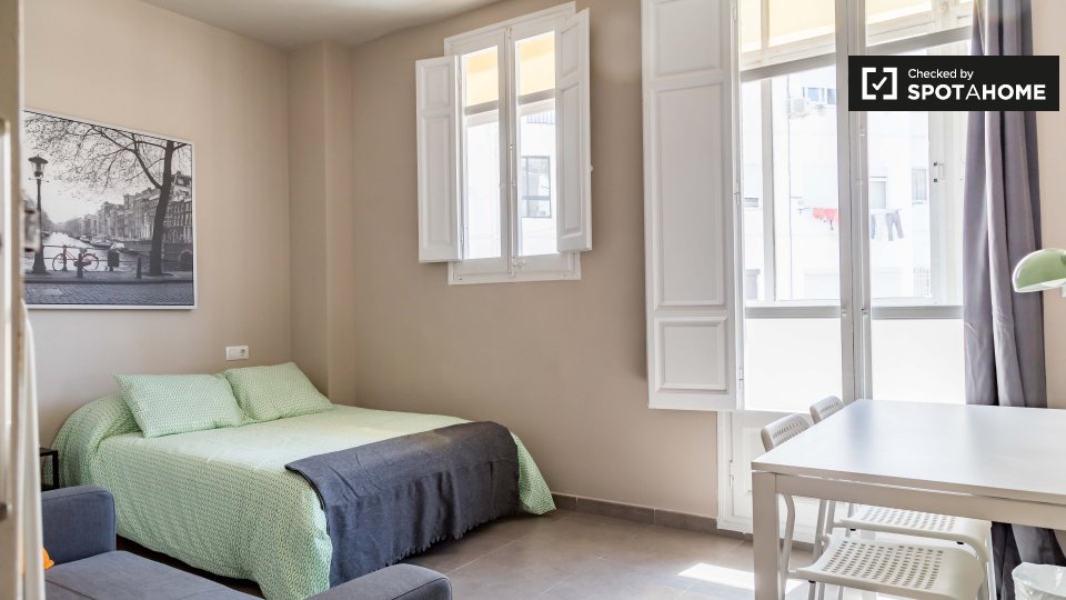Double room Valencia, 5 beds — photo 1