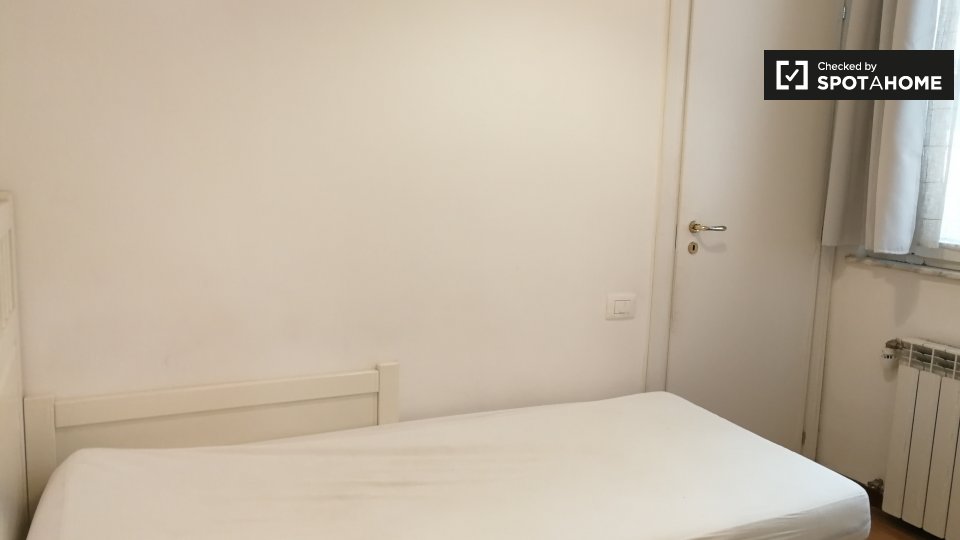 Double room Rome, 5 beds, 140m² — photo 4