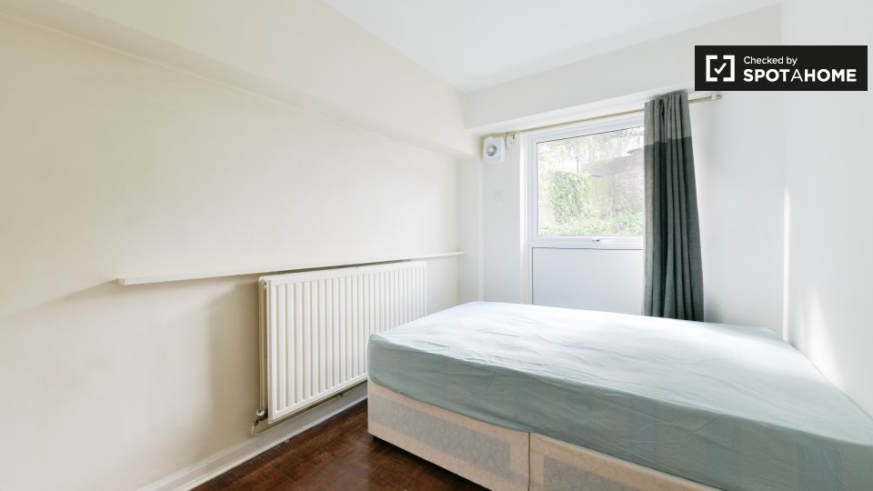 Double room London, 4 beds — photo 15