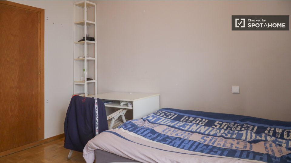 Double room Madrid, 4 beds, 250m² — photo 1