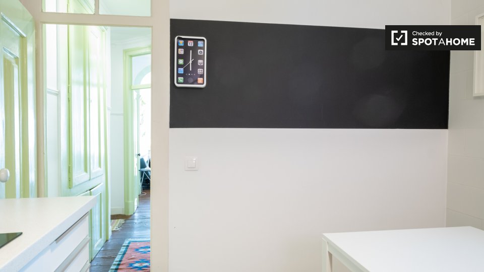 Apartment Lisbon, 1 bed — photo 14