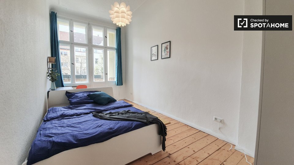 Double room Berlin, 3 beds — photo 10