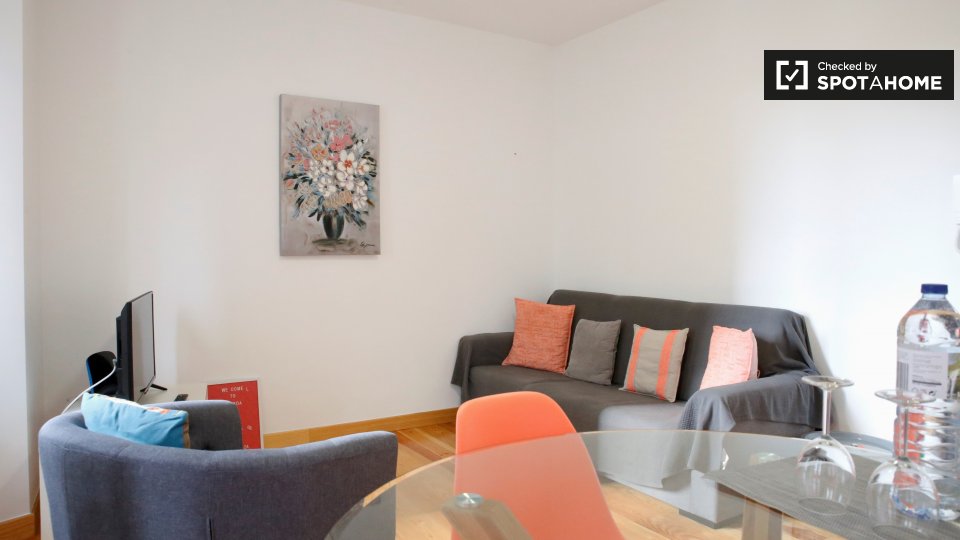 Apartment Lisbon, 2 beds — photo 2