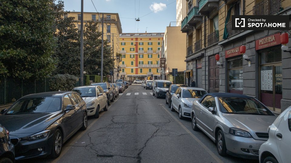 Moderno appartamento con 1 camera da letto in affitto a Buenos Aires, Milano