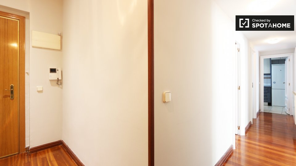 Apartment Madrid, 2 beds, 71m² — photo 14