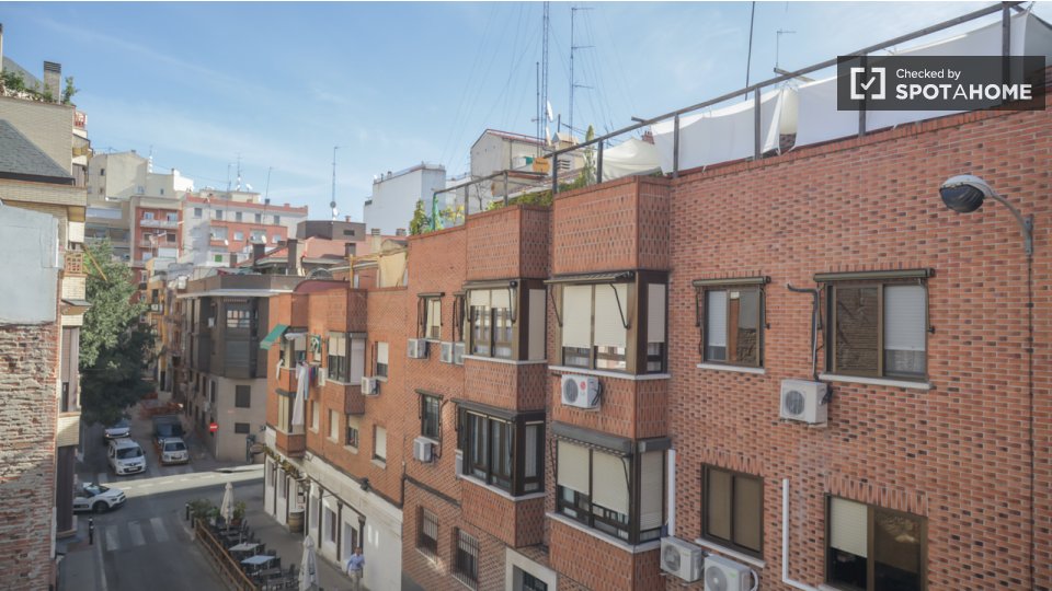 Apartment mono Madrid — photo 12