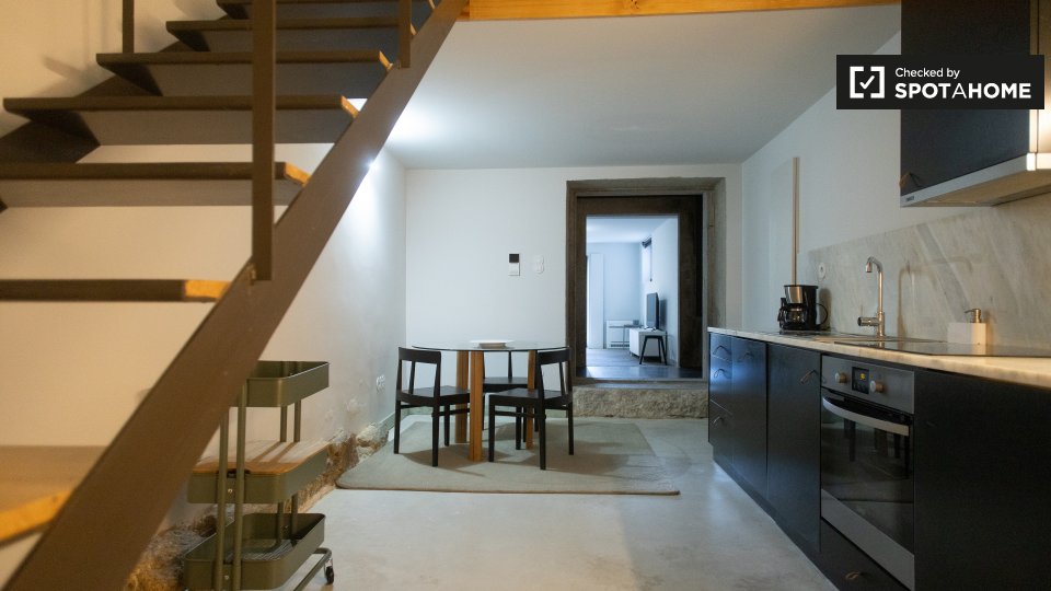 Apartment Porto, 1 bed — photo 1