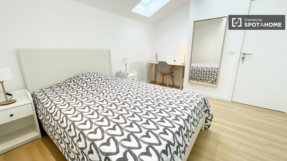 Double room Lisbon, 8 beds — photo 9
