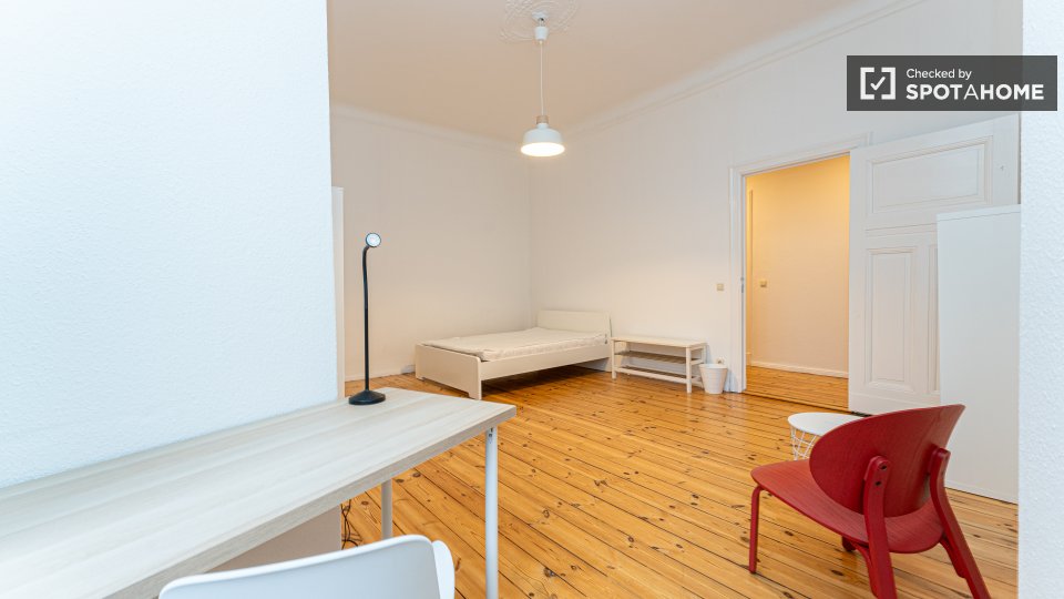 Double room Berlin, 3 beds — photo 7