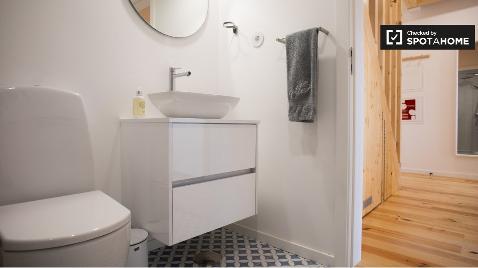 Apartment Porto, 1 bed, 65m² — photo 10