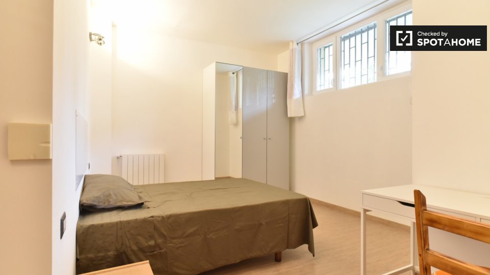 Double room Rome, 3 beds, 120m² — photo 3