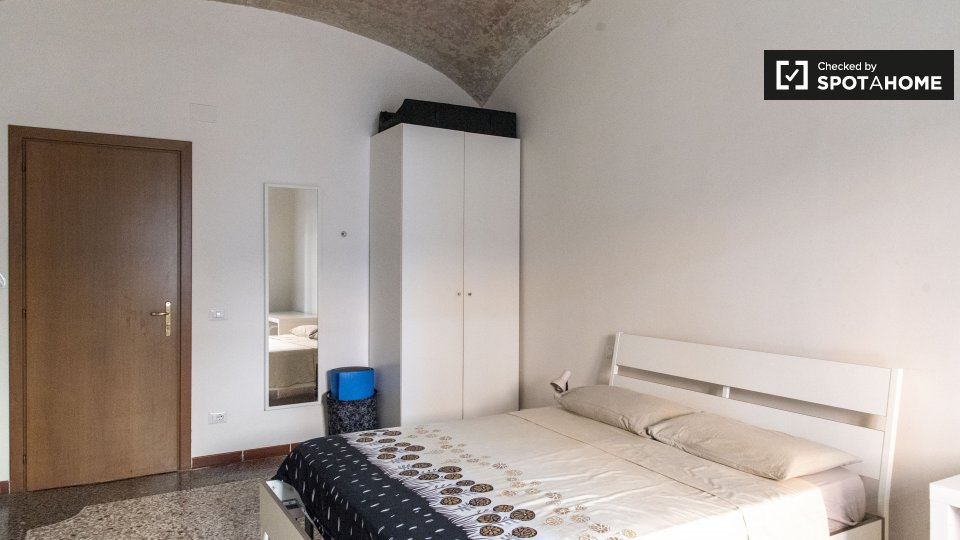 Double room Rome, 5 beds, 150m² — photo 2