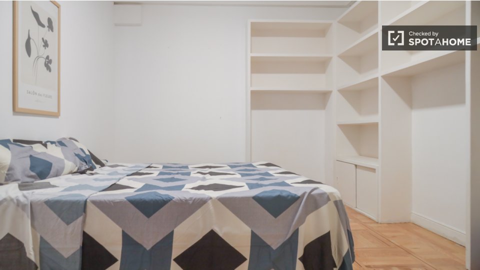 Double room Madrid, 18 beds — photo 6