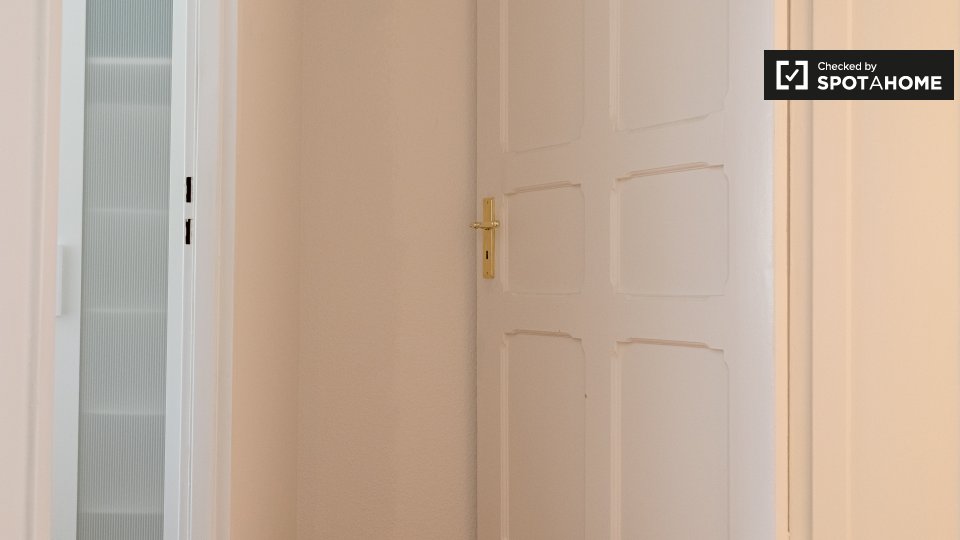 Double room Berlin, 4 beds, 80m² — photo 12