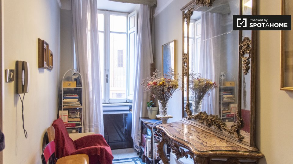 Double room Rome, 3 beds — photo 17