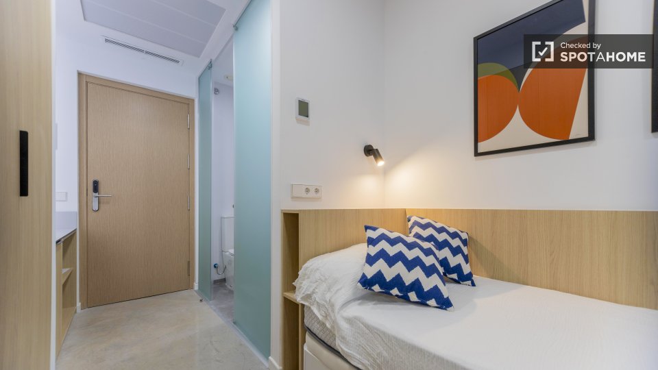 Double room Valencia, 70 beds — photo 1