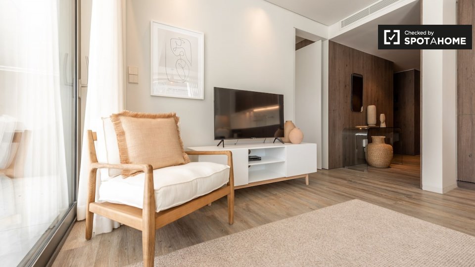 Apartment Lisbon, 2 beds — photo 7