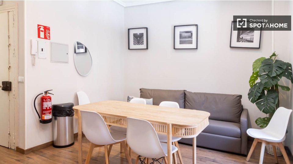 Apartment Madrid, 2 beds, 67m² — photo 58