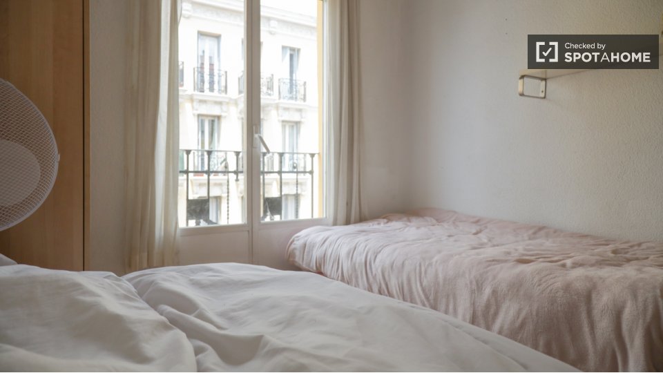 Apartment Madrid, 3 beds, 79m² — photo 9