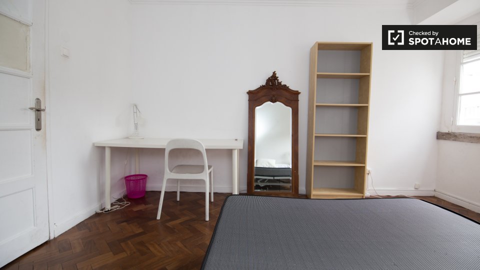 Double room Lisbon, 7 beds, 100m² — photo 18