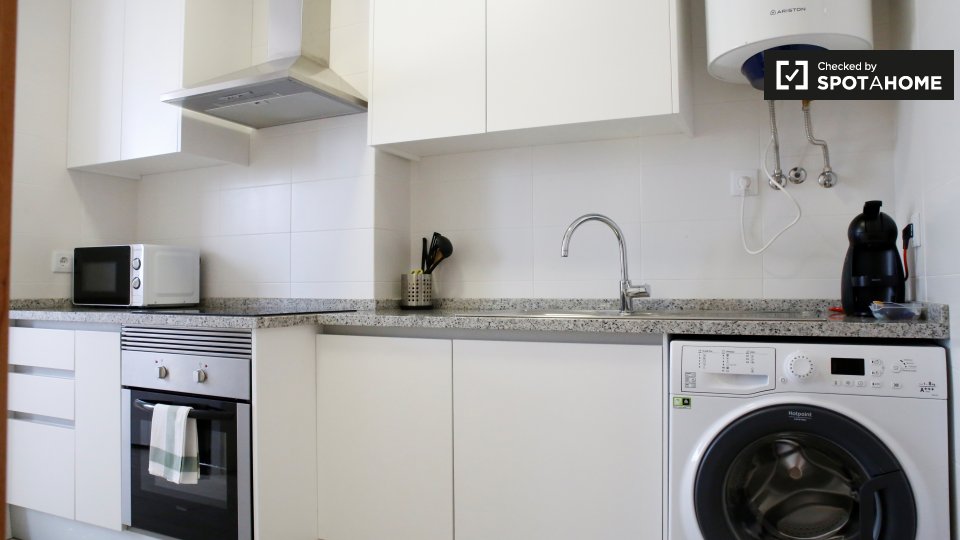 Apartment Lisbon, 2 beds — photo 8