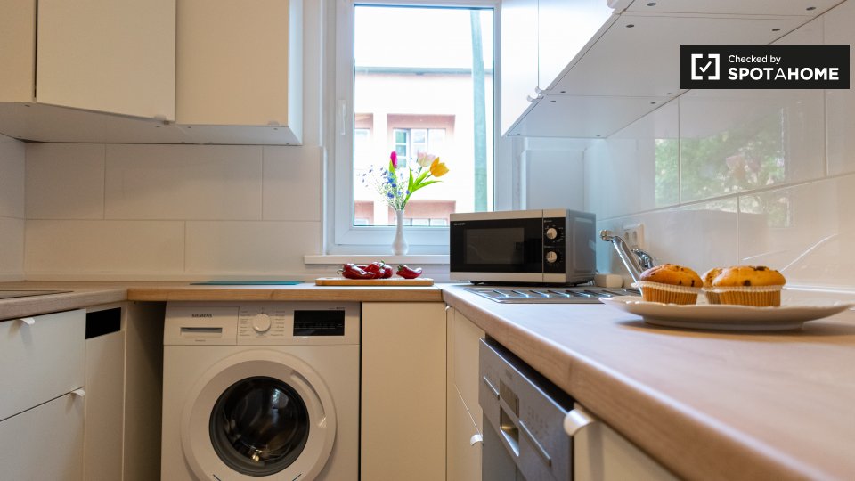 Double room Berlin, 7 beds, 100m² — photo 7