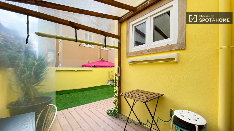 Apartment Lisbon, 2 beds — photo 16
