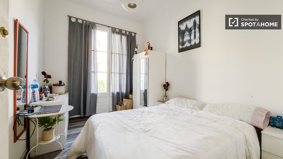 Double room Barcelona, 4 beds, 110m² — photo 35
