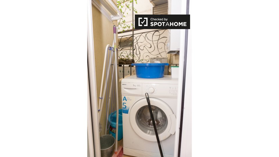 Apartment Barcelona, 1 bed, 40m² — photo 5