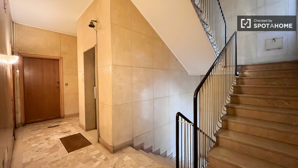 Double room Milan, 3 beds — photo 17