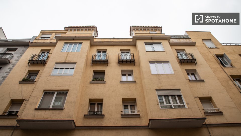 Double room Madrid, 5 beds, 120m² — photo 14
