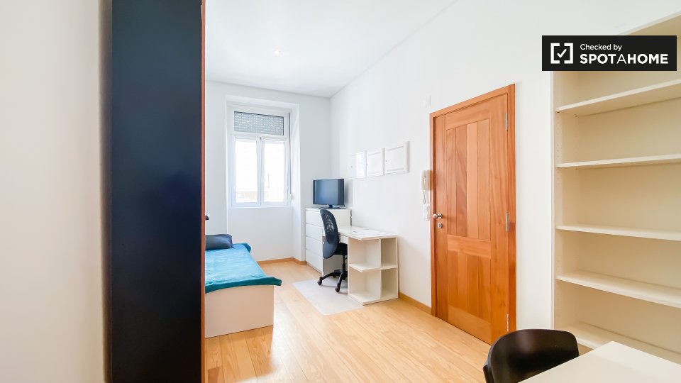 Apartment mono Lisbon — photo 1