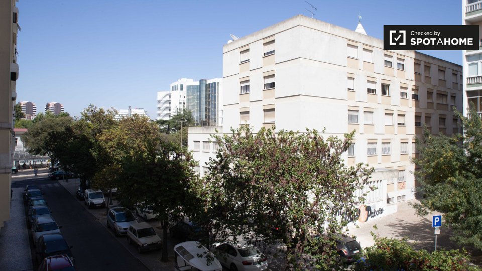 Apartment mono Lisbon, 35m² — photo 11
