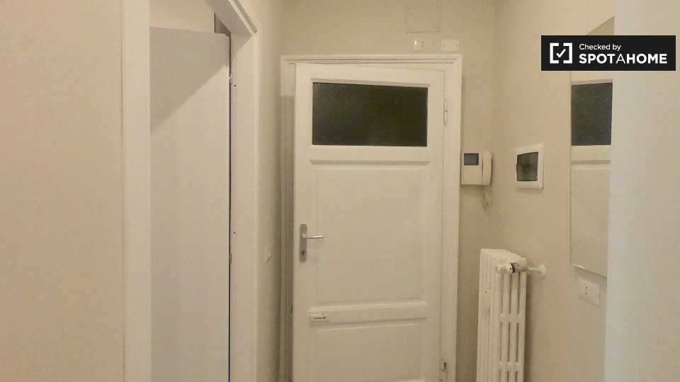 Double room Milan, 2 beds — photo 20