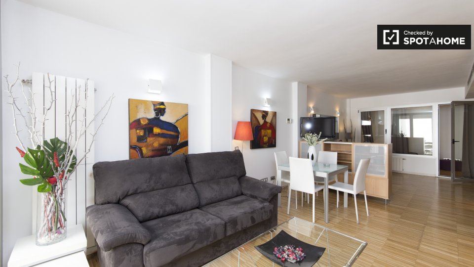 Apartment Madrid, 2 beds, 1m² — photo 1