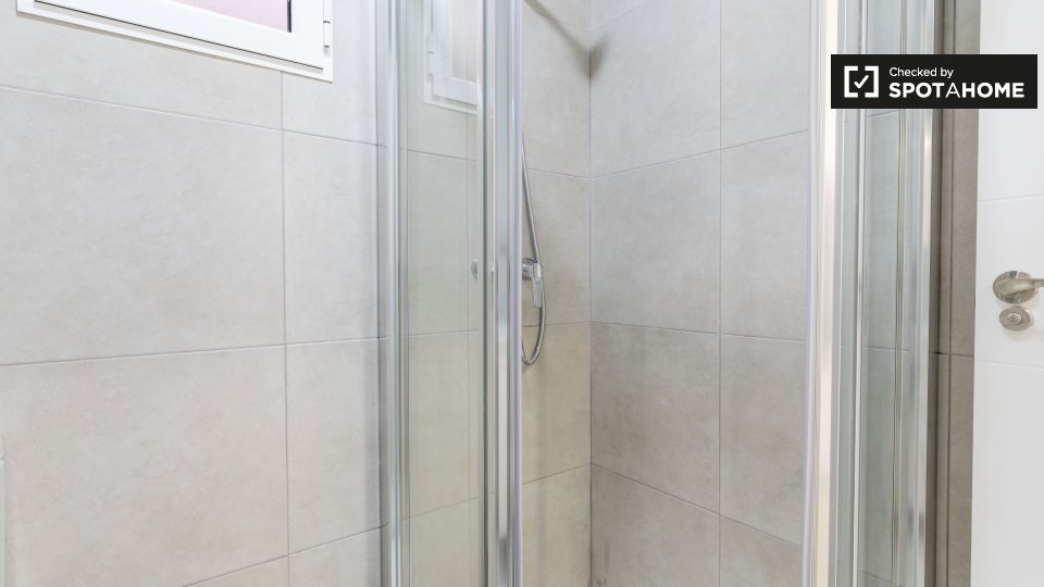 Double room Valencia, 4 beds, 100m² — photo 8